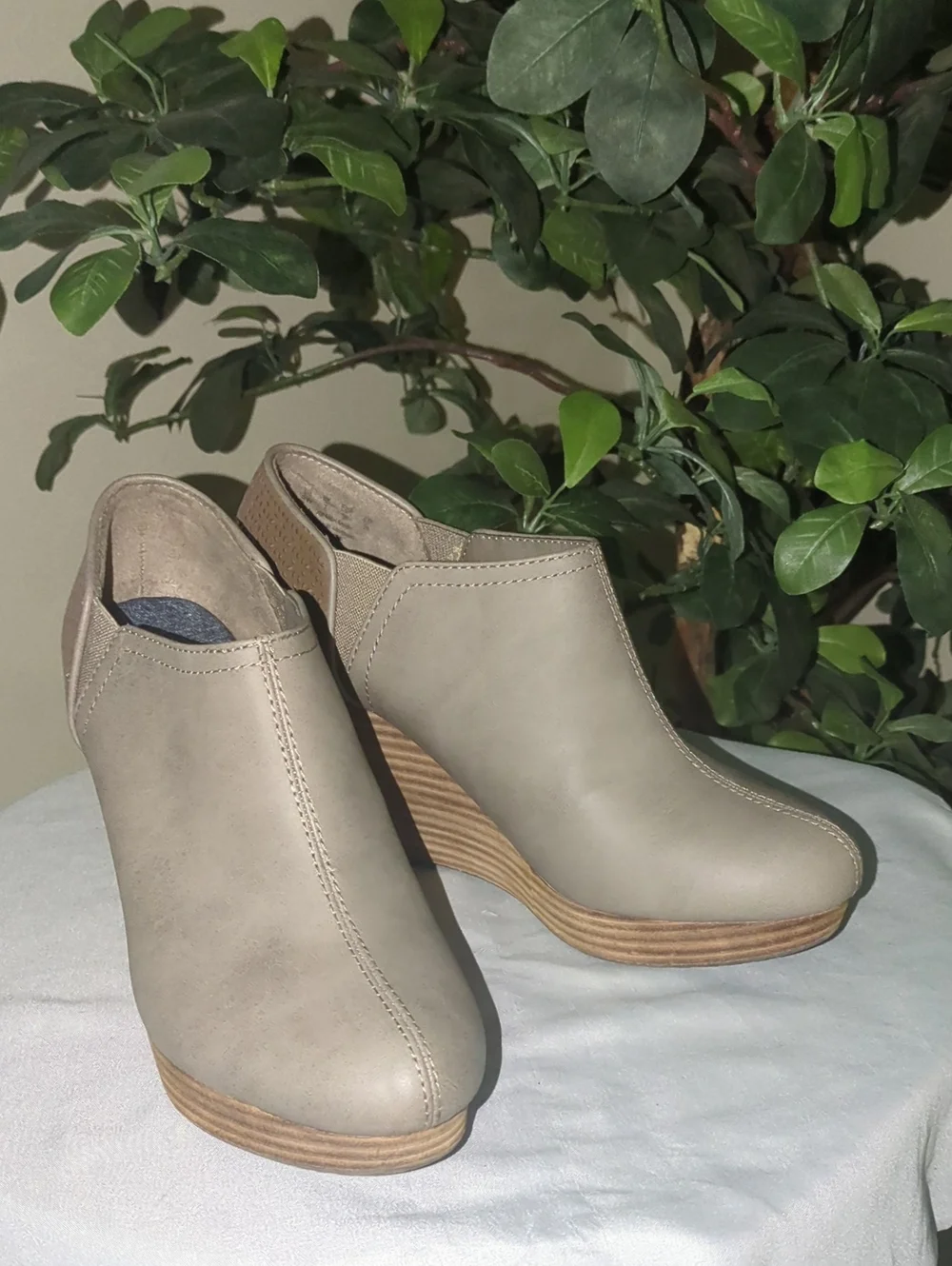 Dr. Scholl's Taupe Slip-On Wedge Booties